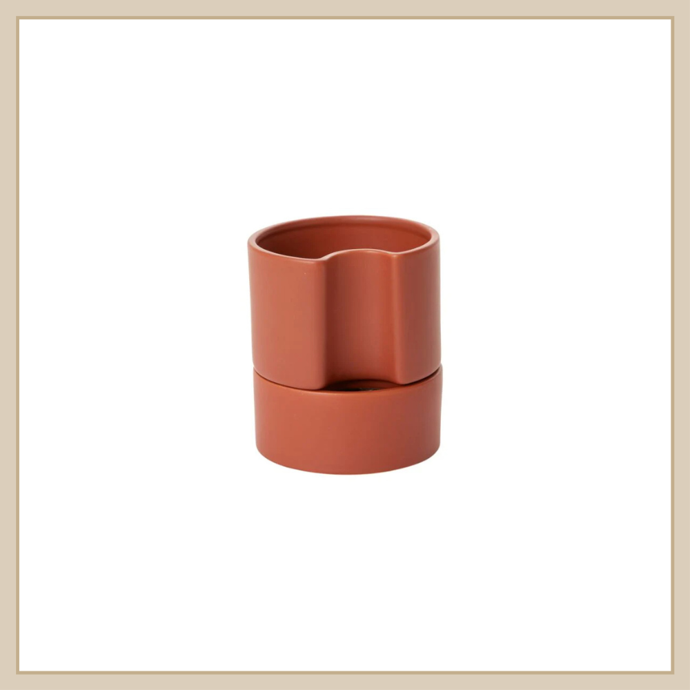 Jett Pot with Saucer - Terracotta (M) - Envy Paint & Design LTD